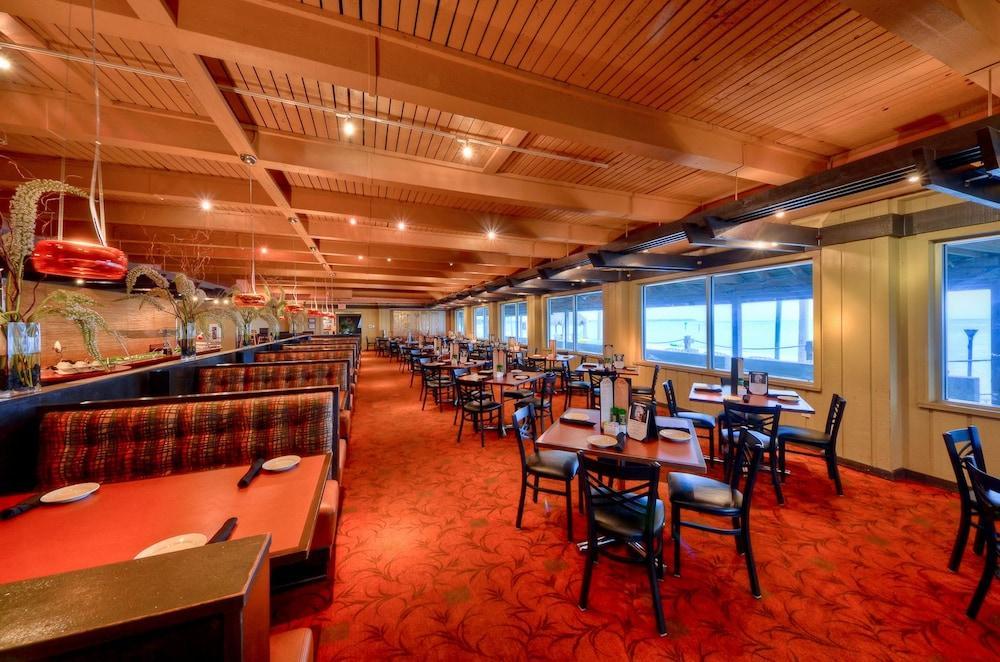 Harborside At Little Harbor